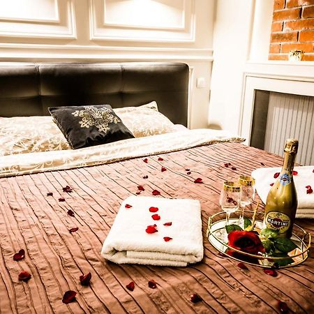 Luxury Jacuzzi Apartment Krakow Bagian luar foto