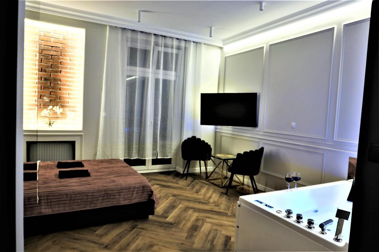 Luxury Jacuzzi Apartment Krakow Bagian luar foto